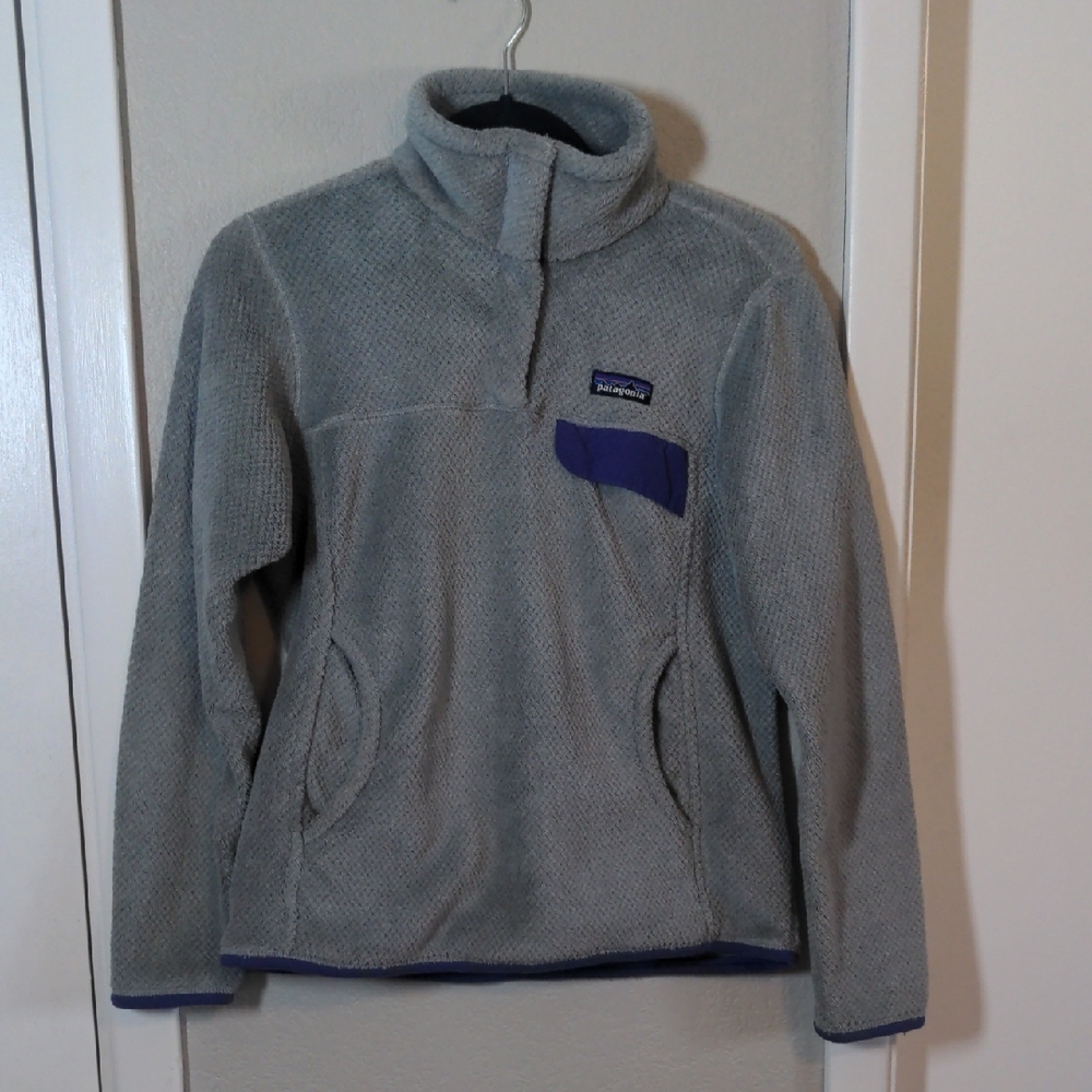 Patagonia Women's Re-tool Snap T, Gray Fleece Pullover with Purple Accent, Small